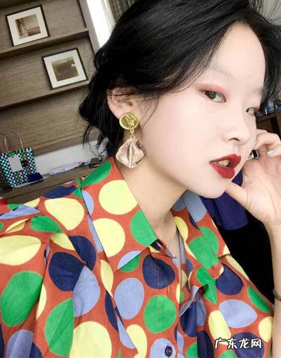 打耳洞会破坏风水吗 耳洞里面是空的吗