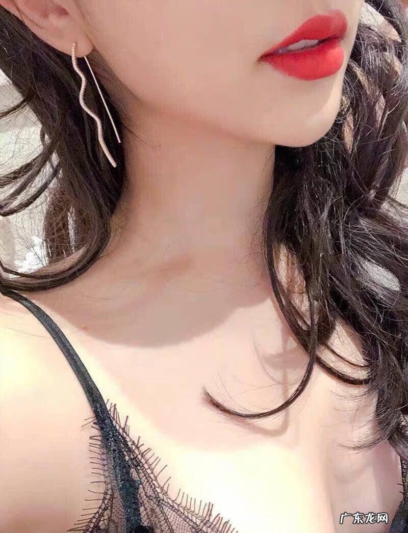 打耳洞会破坏风水吗 耳洞里面是空的吗