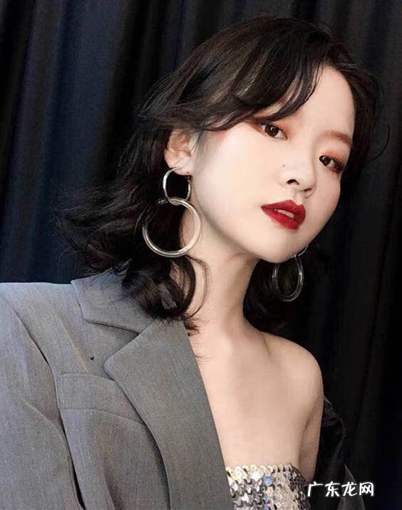 打耳洞会破坏风水吗 耳洞里面是空的吗