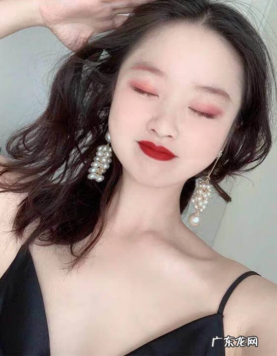 打耳洞会破坏风水吗 耳洞里面是空的吗