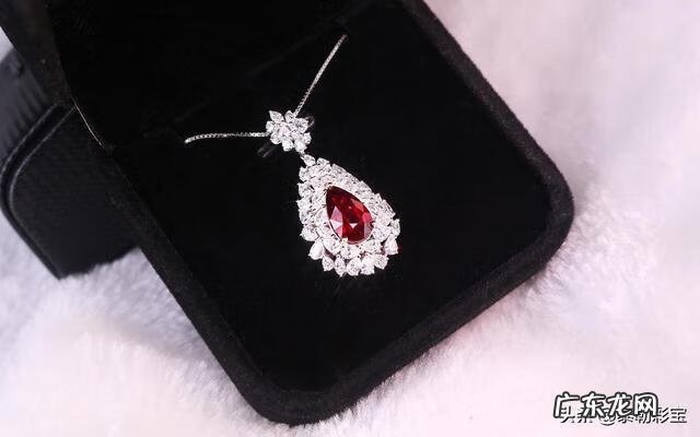 红宝石项链寓意及好处 红宝石项链款式