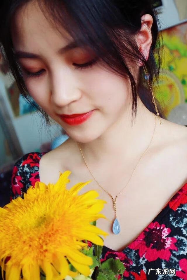 蓝水晶含义 蓝晶石水晶