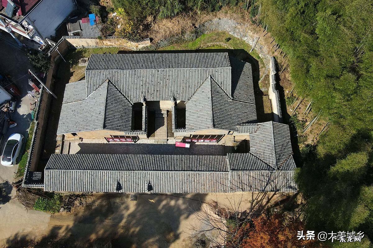 修鱼塘堤怎么修好 门前的鱼塘怎么修才好