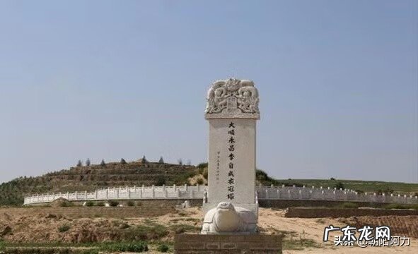 阴宅风水中的真龙大地 风水断龙脉