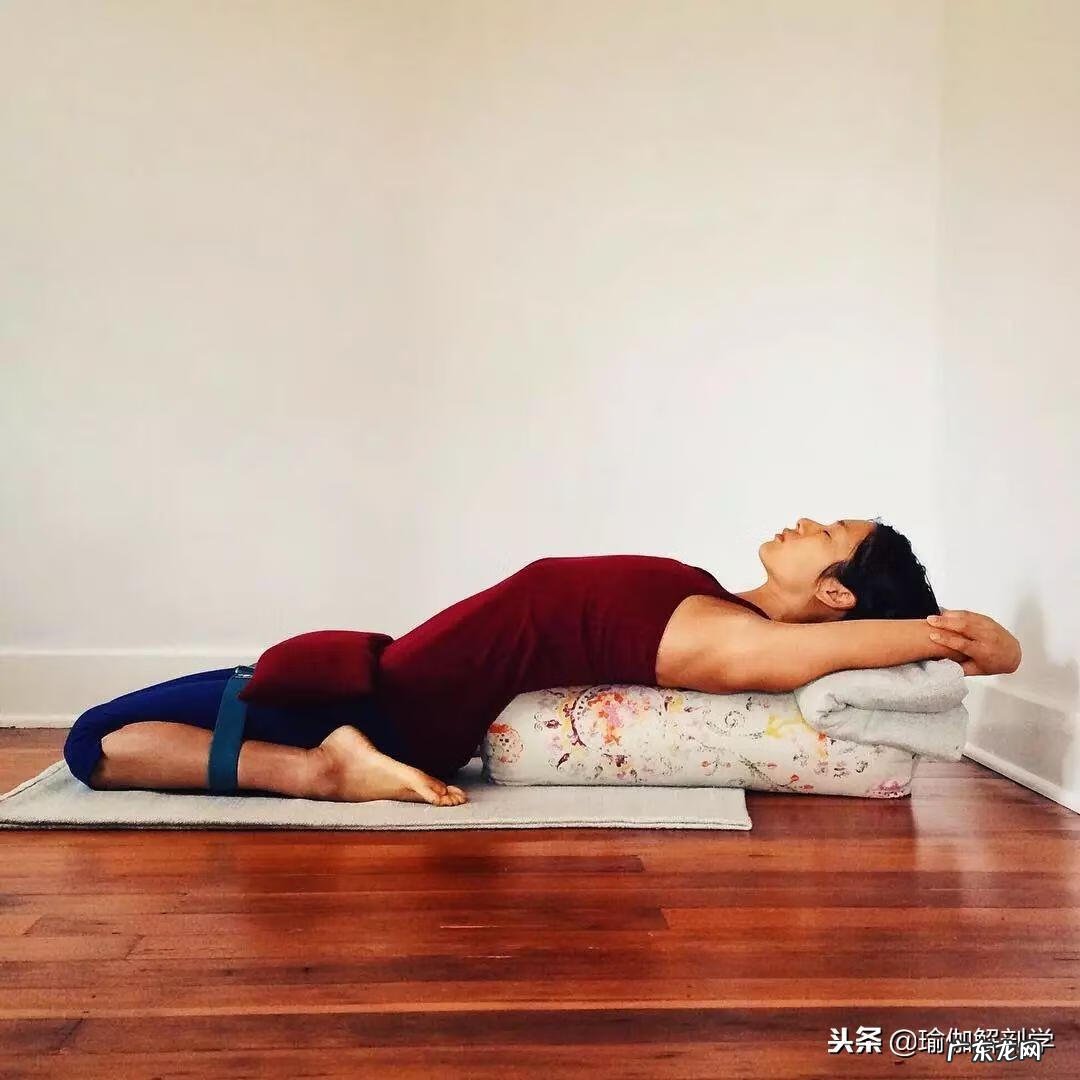 瑜伽初学者的全部教程视频 瑜伽教学