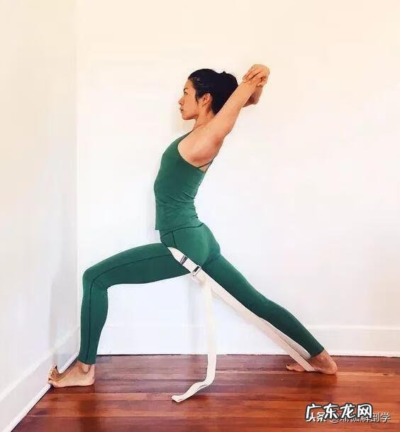 瑜伽初学者的全部教程视频 瑜伽教学