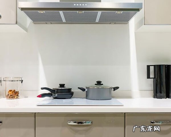 抽烟机的油污怎么清洗 怎样清洗抽油烟机?
