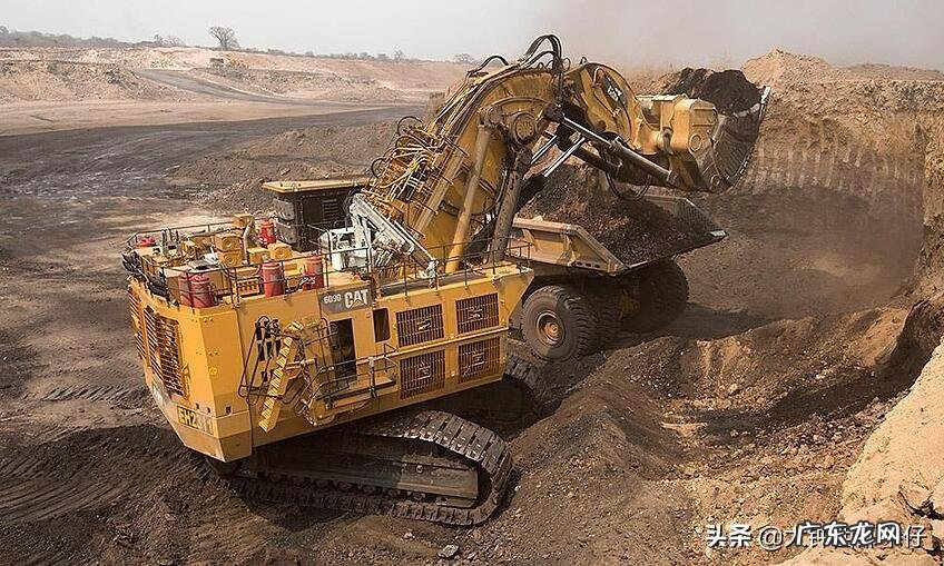 反铲挖掘机多少钱一台 反铲式挖掘机型号