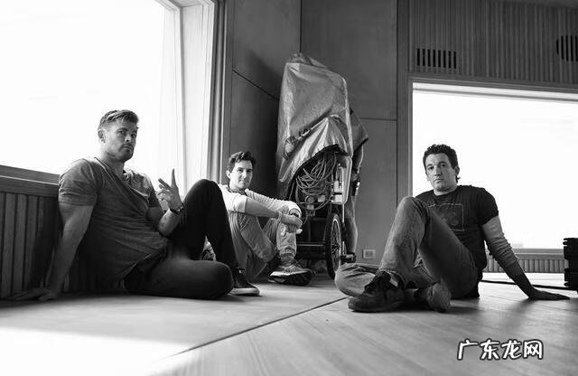 遗落战境女二号游泳 遗落战警