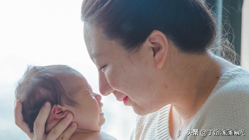 爸爸妈妈如何和宝宝做交流?