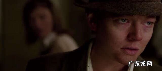 女特务使用美人计 女特工爱上我了