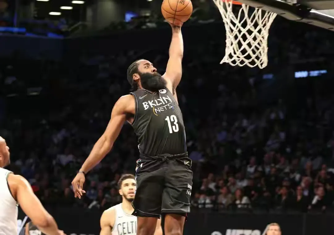 季后赛超级巨星球队被淘汰出局,哈登,保罗谁夺冠几率大?