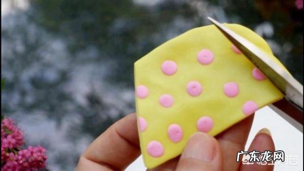 怎样用太空泥制作小兔子?