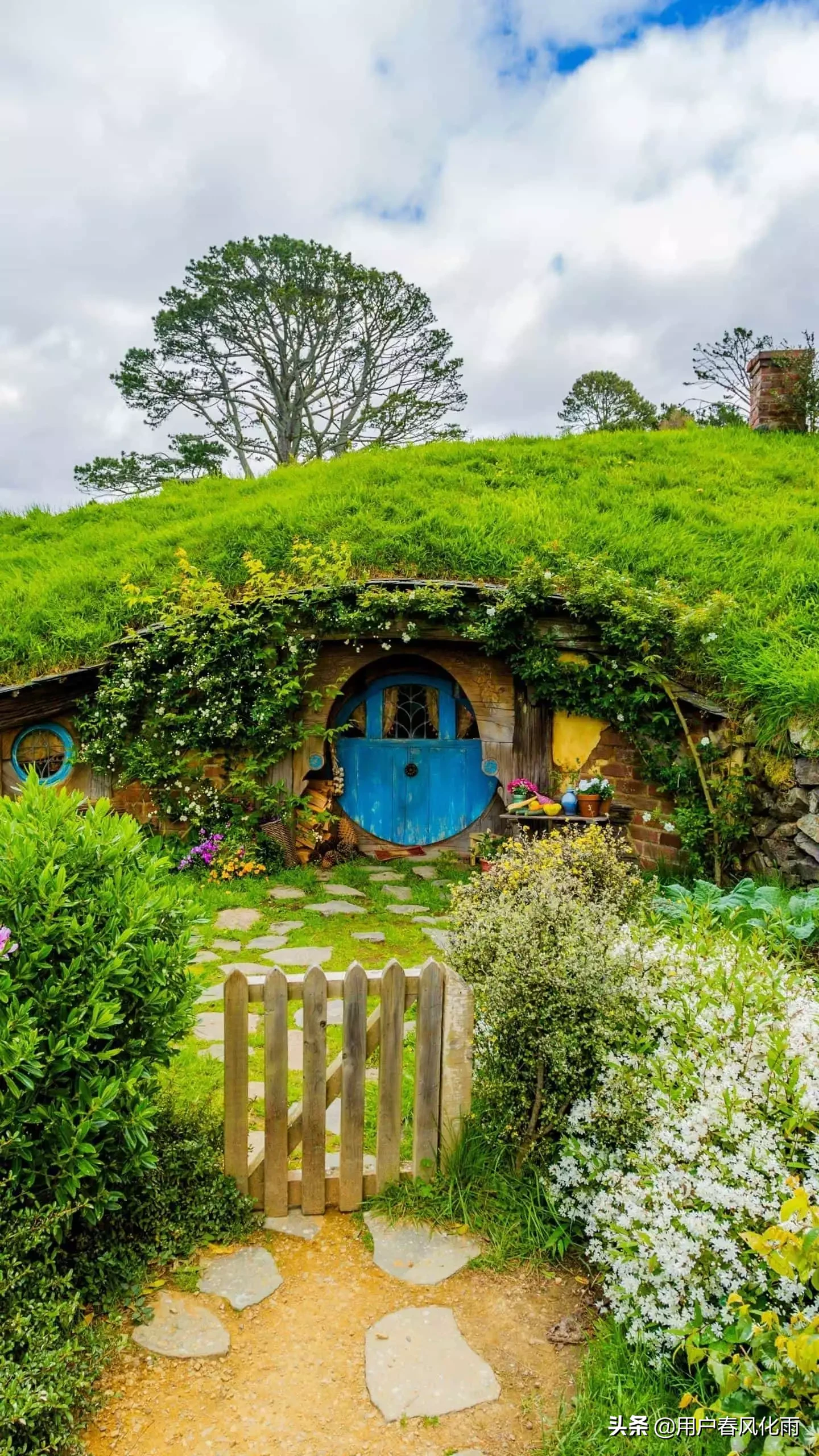 有哪些朋友圈特别现实的短句子?