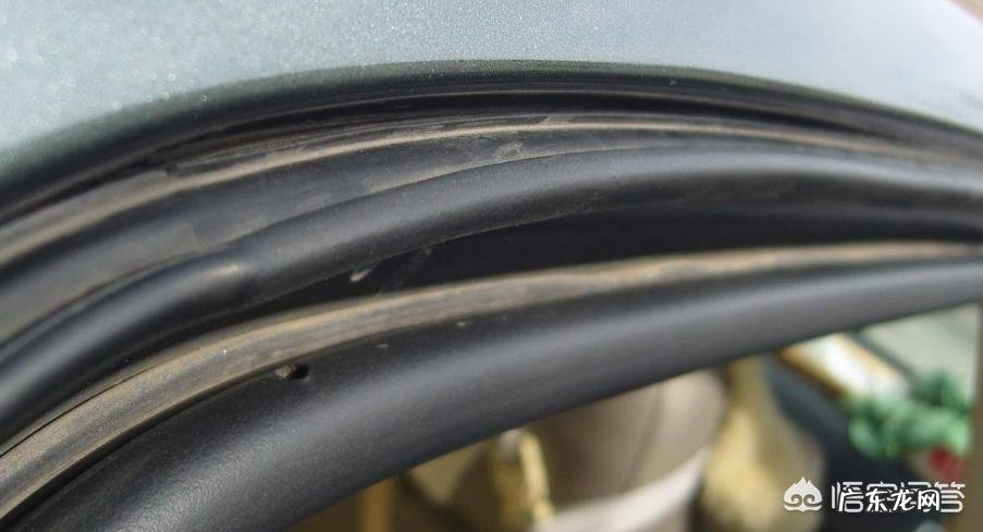 大力关车门伤车吗?