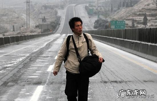 刚毕业的大专生该找什么工作？