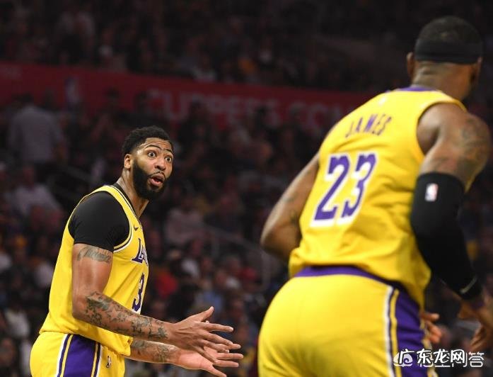 快船少了乔治依然112-102战胜拥有詹姆斯与浓眉哥的湖人，湖人今年还有戏吗？