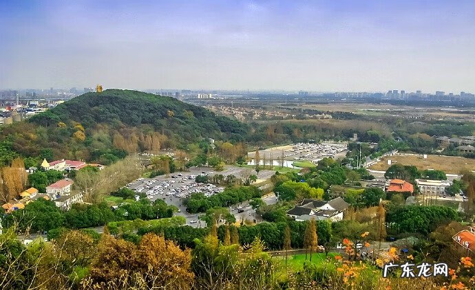 旭日东升背景墙风水禁忌 旭日东升挂在西墙风水好吗