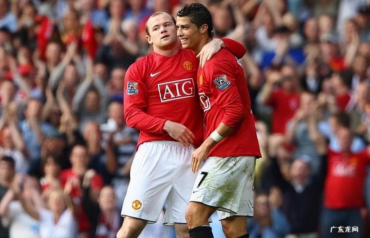 伊布谈鲁尼、C罗的差别,鲁尼让队友变得更好,荣誉却给了C罗