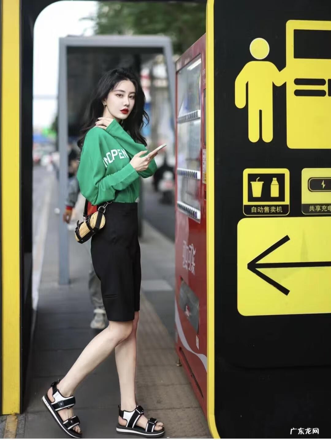 夏天衣服如何搭配 夏季服装搭配女