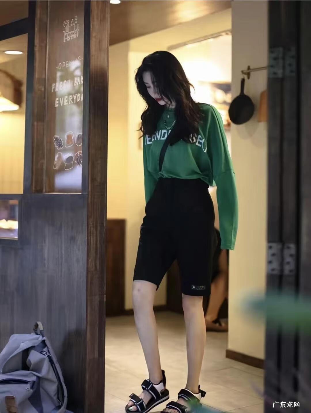 夏天衣服如何搭配 夏季服装搭配女