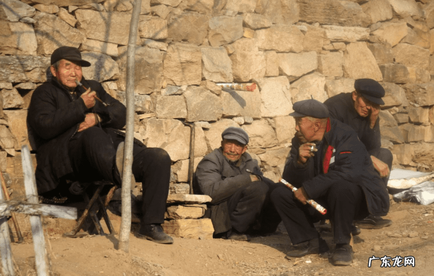 家住祠堂边风水怎么样 祠堂没有门风水