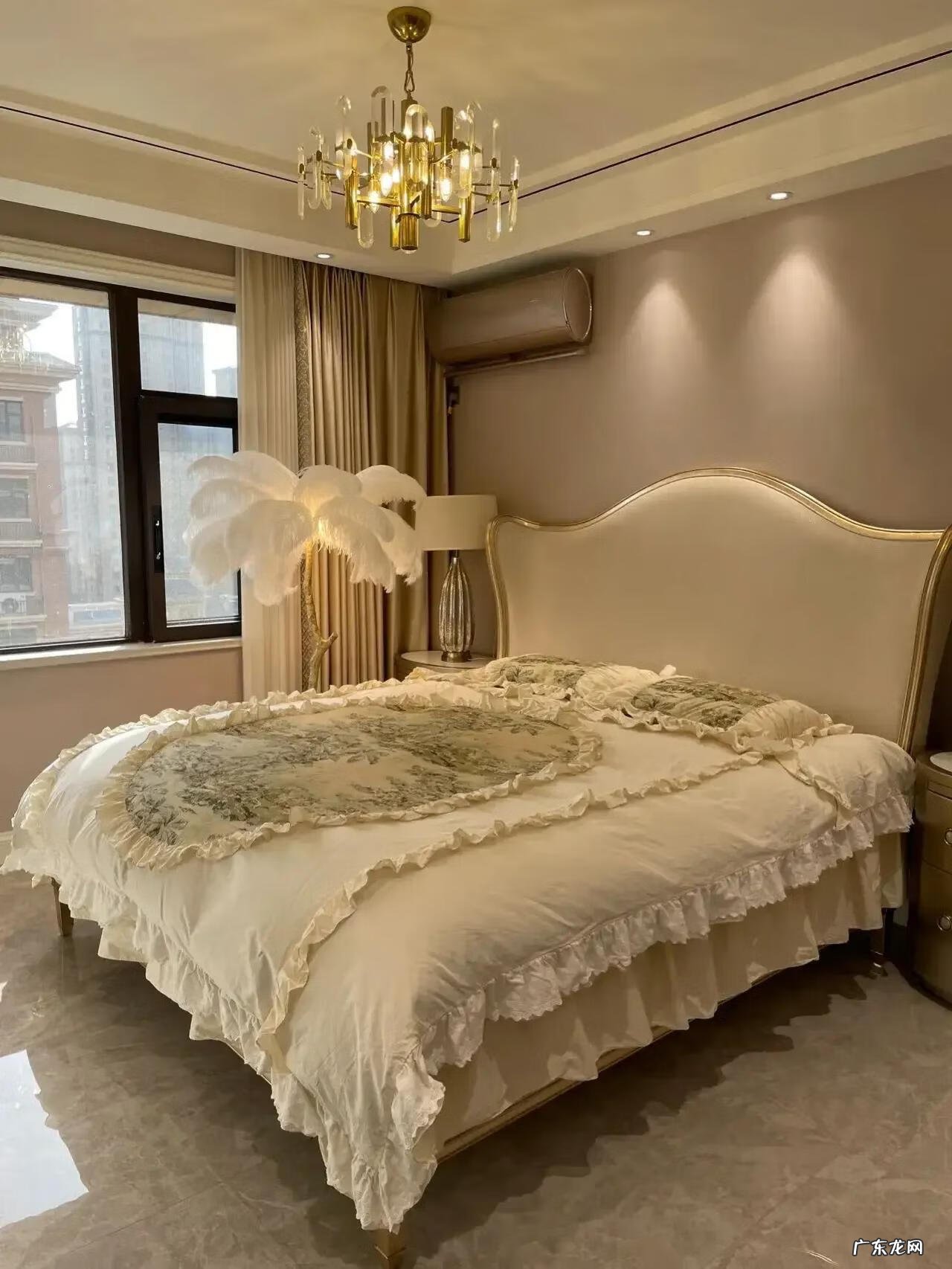 女生卧室装修设计效果图 女生卧室设计说明