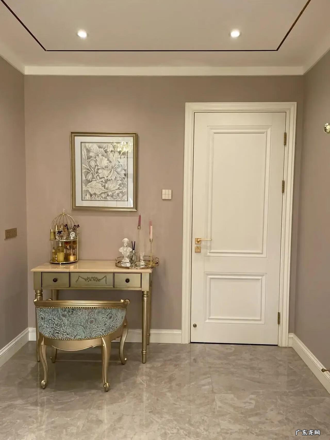 女生卧室装修设计效果图 女生卧室设计说明