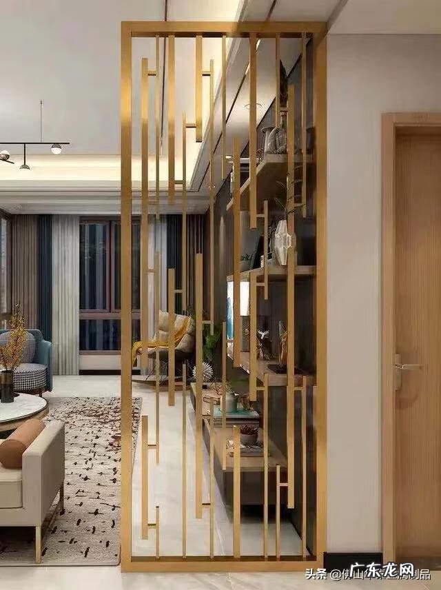 入户门正对屏风好吗 进门正对屏风隔断风水的屏风尺寸