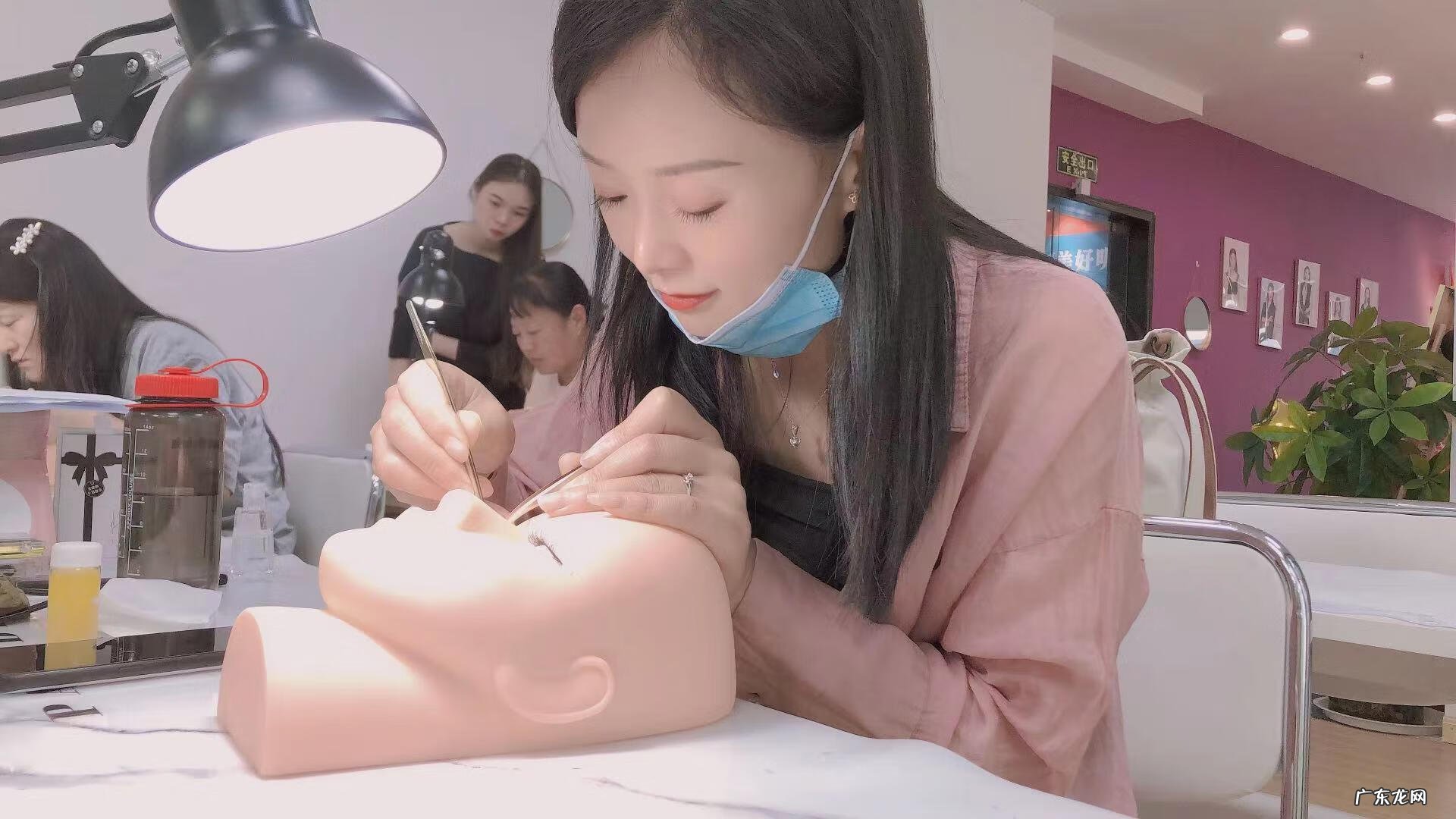 全国知名的纹绣学校 纹绣培训学校