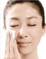 卸妆流程及注意事项 卸妆步骤的先后顺序