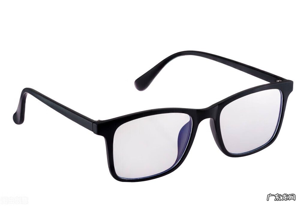 老花眼是怎么回事 老花眼是什么原因造成的