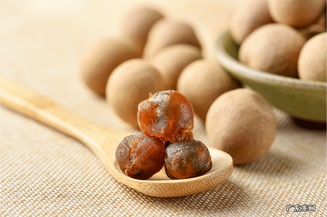 桂圆和龙眼是一个品种吗 龙眼和桂圆是同一个东西吗