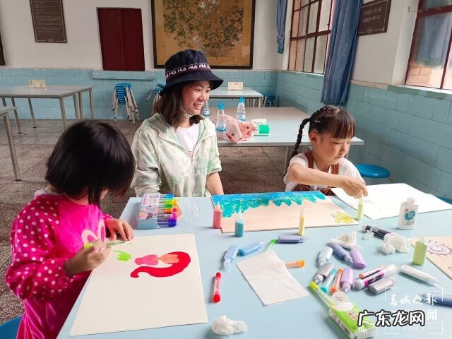 正确的刮痧方法图解 刮沙画图片大全