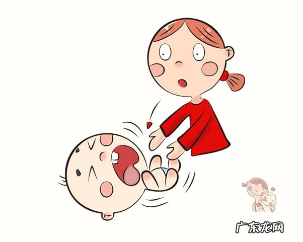 小孩一直吐奶是怎么回事 孩子老吐奶怎么回事?