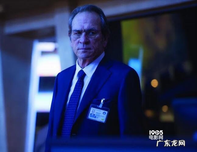 机械战警5免费观看