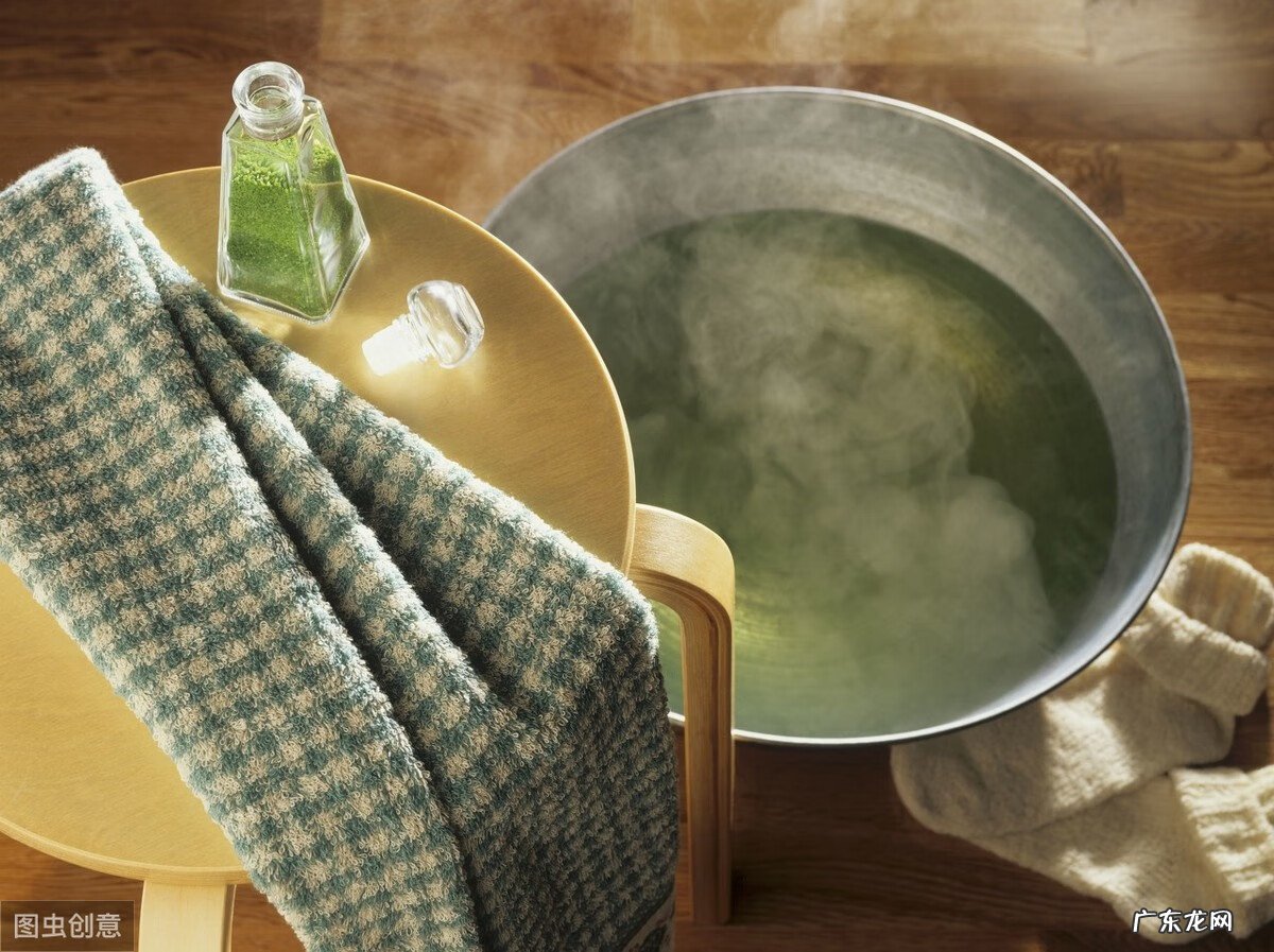 脚丫子中间脱皮 脚丫子脱皮怎么办