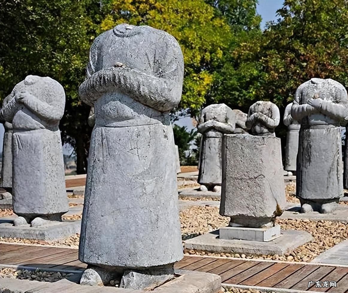 晚上看见无头人 无头人部落