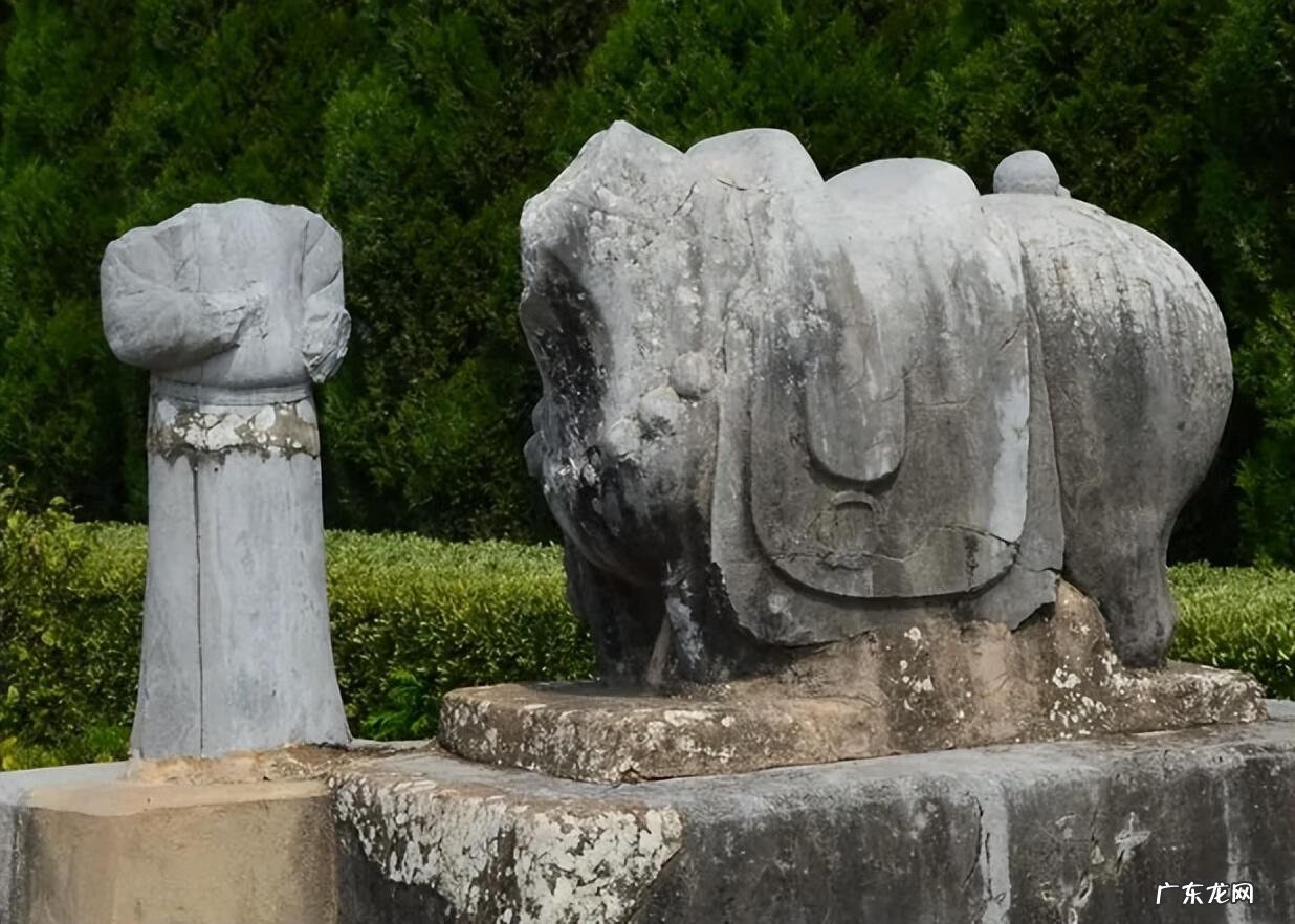 晚上看见无头人 无头人部落