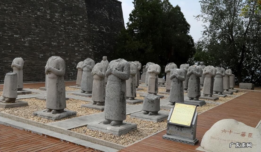 晚上看见无头人 无头人部落