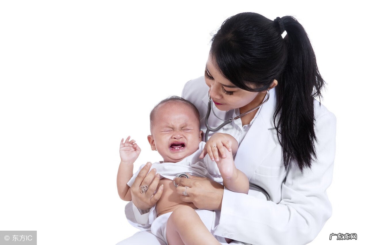 宝宝正睡着觉突然大哭 宝宝睡觉突然大哭不止