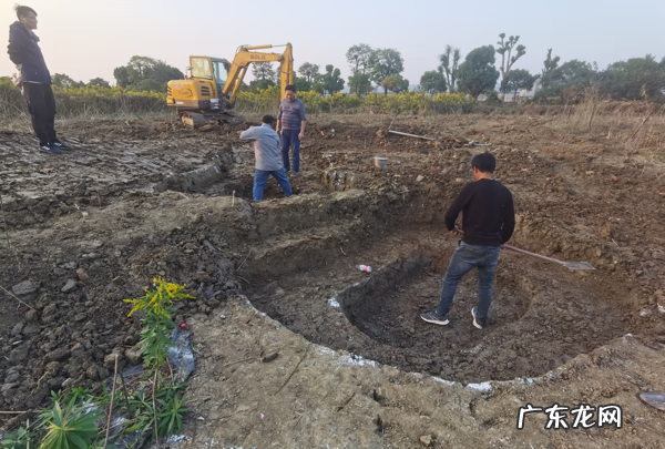 葫芦形水池风水 葫芦型池塘的风水