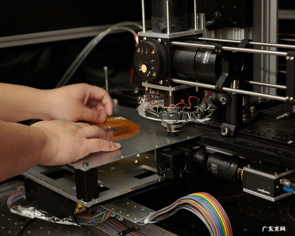 愤怒的小鸟太空版修改器 愤怒的小鸟作弊器