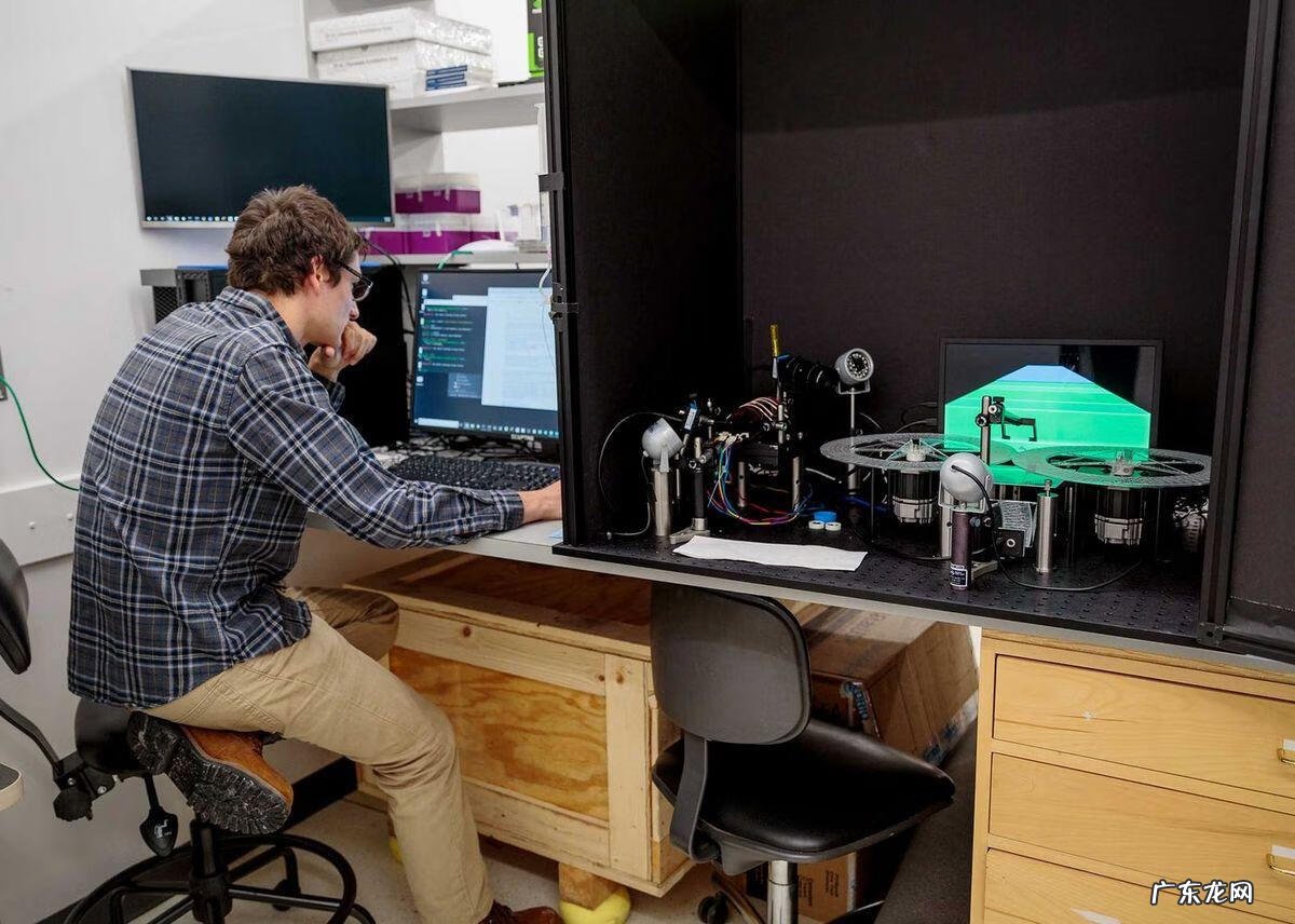 愤怒的小鸟太空版修改器 愤怒的小鸟作弊器