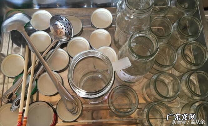 黄桃罐头中毒死亡 黄桃罐头去火吗?