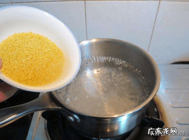小米粥的熬制方法 小米粥怎么熬好喝