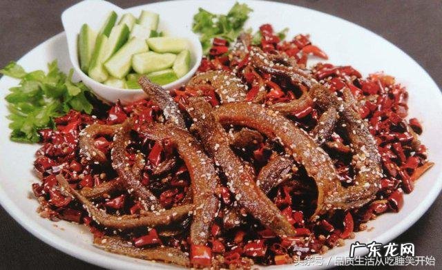 螃蟹和哪些不能一起吃 螃蟹不能和什么一起吃为什么