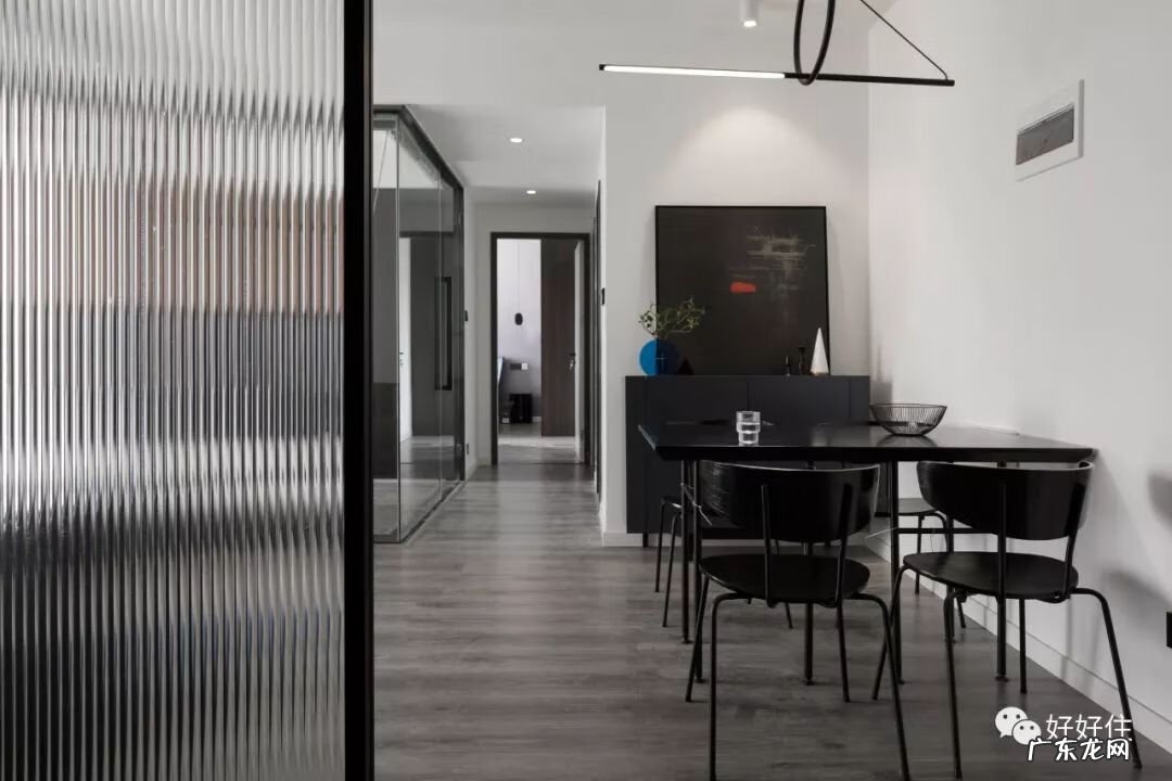 厨房用玻璃做墙风水有讲究 用玻璃做墙面的风水