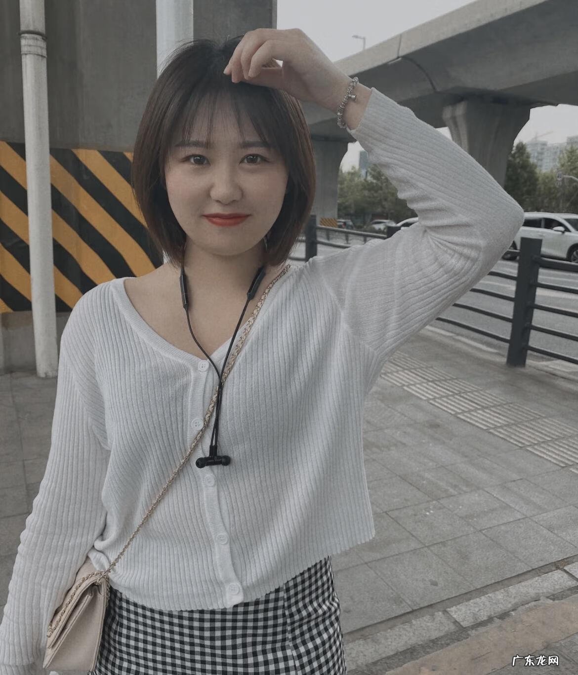 圆脸适合弄什么发型 圆脸适合发型图