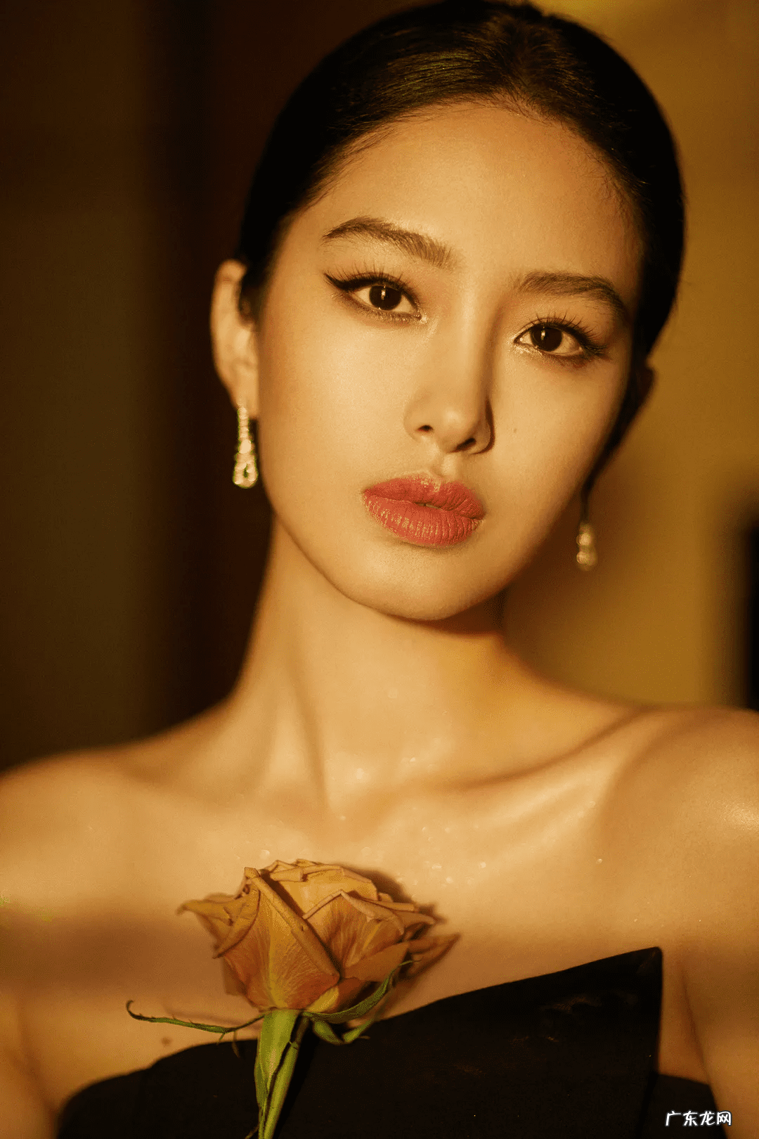 左眼眼皮跳是大吉 左眼眼尾总是跳